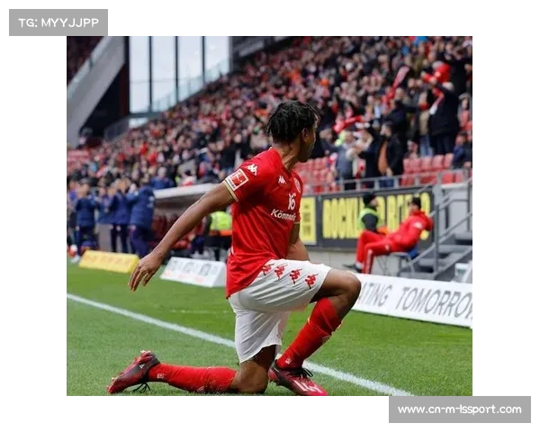 雷尔森角球助攻梅开二度，多特蒙德边翼卫闪光