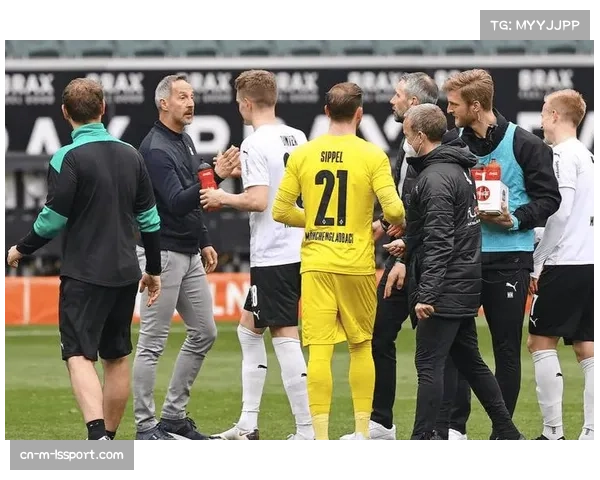 法兰克福对阵门兴前瞻：定位球与运动战传中成破局焦点